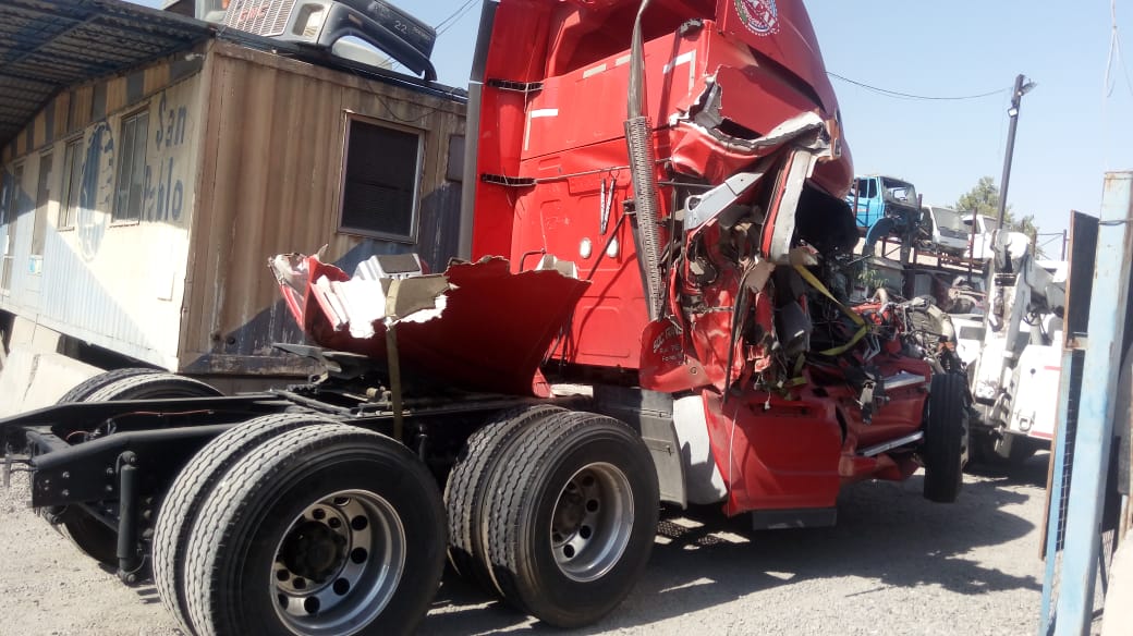  International PROSTAR 2018    EN DESARME